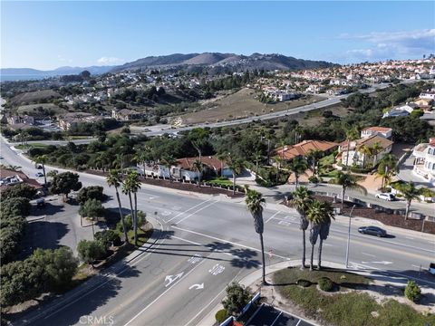 Tiny photo for 2 Paseo Ladera Ln, Pismo Beach, CA 93449 (MLS # PI25231869)