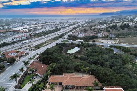 Tiny photo for 2 Paseo Ladera Ln, Pismo Beach, CA 93449 (MLS # PI25231869)