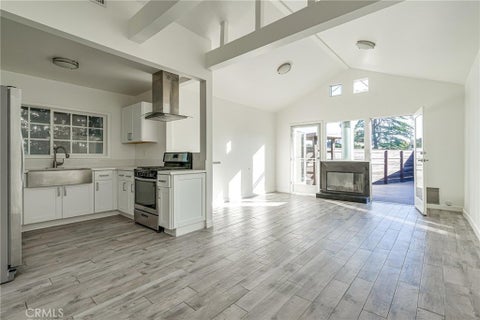 Photo of 3303 Cardiff Avenue, Los Angeles, CA 90034 (MLS # SR26170166)