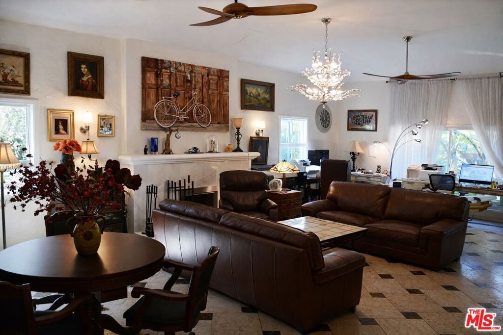 Photo of 1538 N Crescent Heights Boulevard, West Hollywood, CA 90046 (MLS # 26660425)