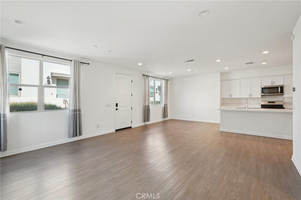 4371 S Cantos Paseo 8
