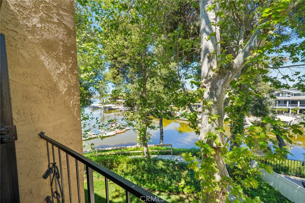 24319 Canyon Lake Drive 10
