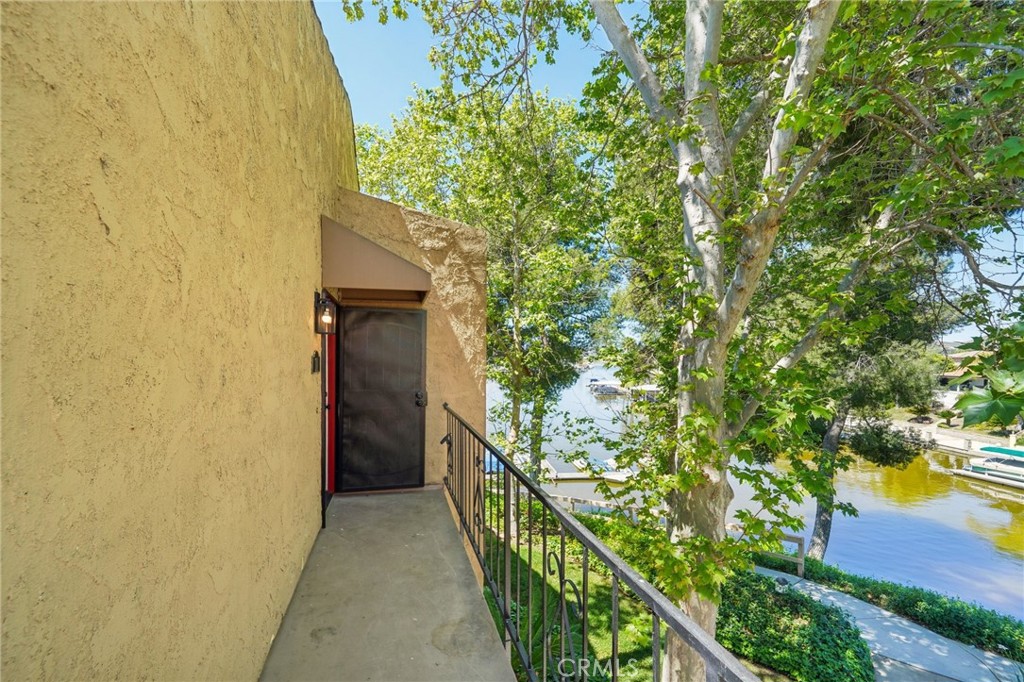 24319 Canyon Lake Drive 10