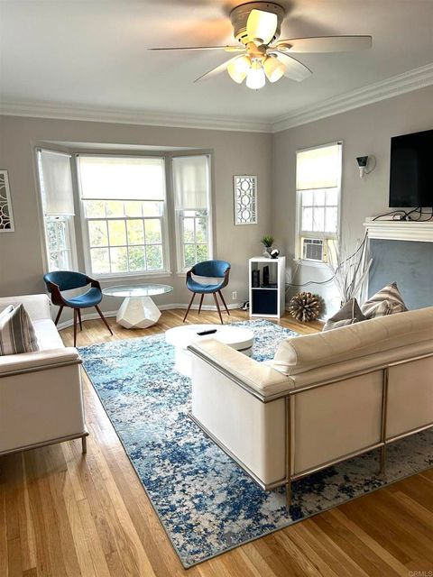 Photo of 1704 Glendon Avenue, Los Angeles, CA 90024 (MLS # NDP2600538)