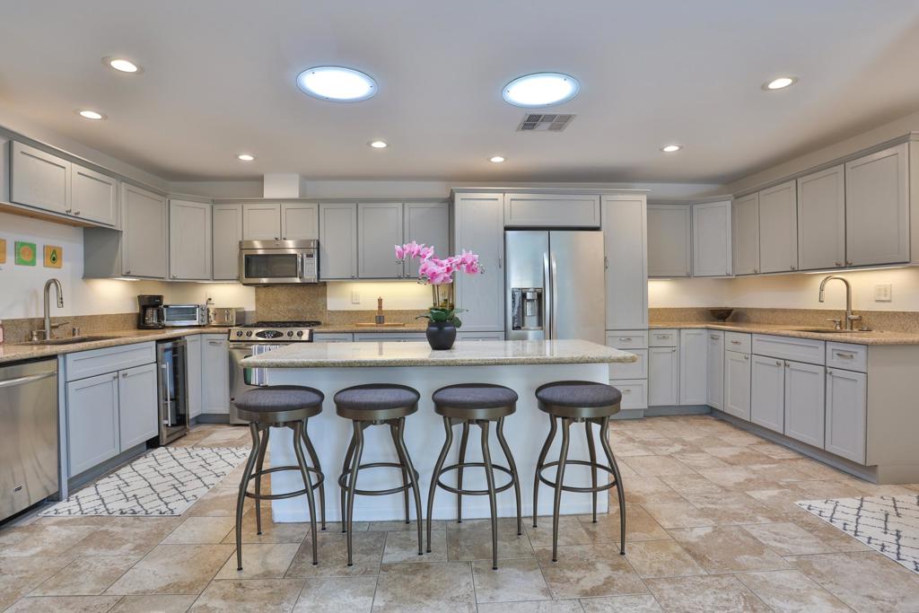 Sunrise Palms - Residential Lease