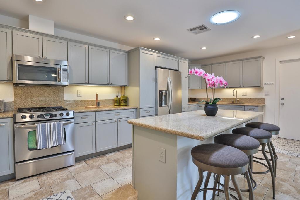 Sunrise Palms - Residential Lease