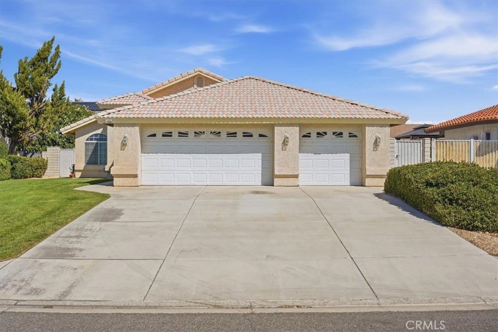 17980 Lakeview