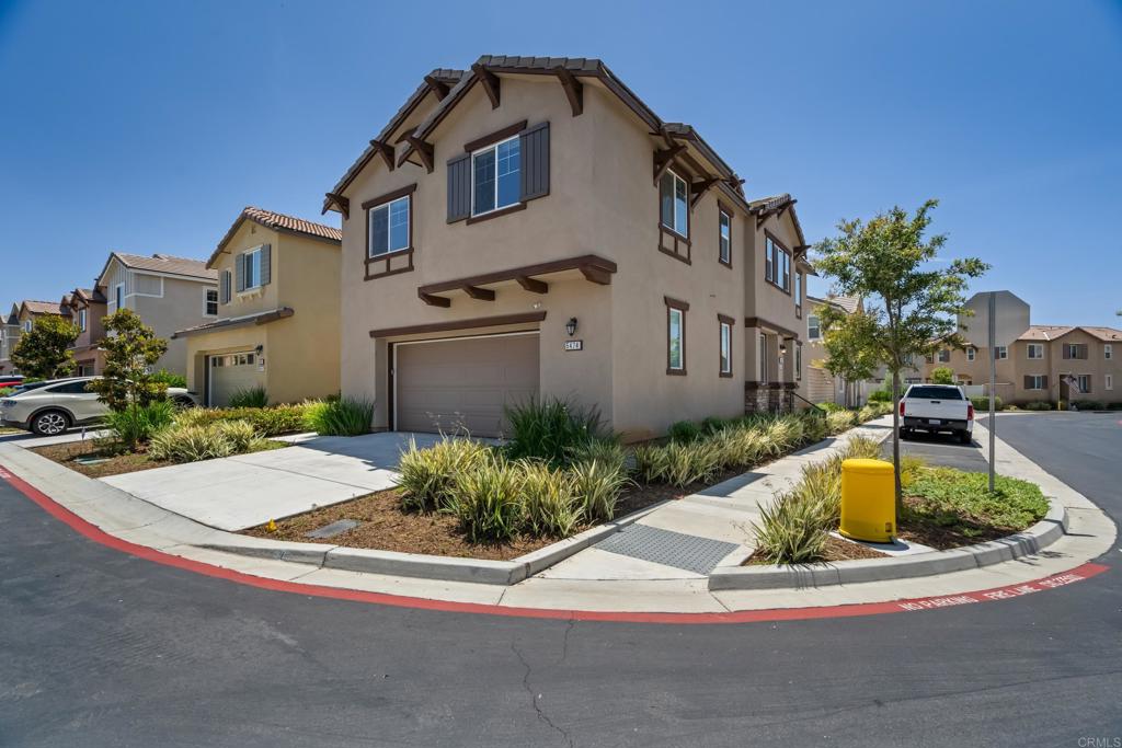 5474 Starlight Pl