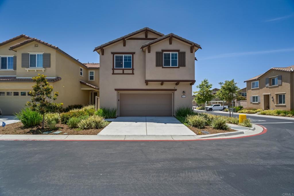 5474 Starlight Pl