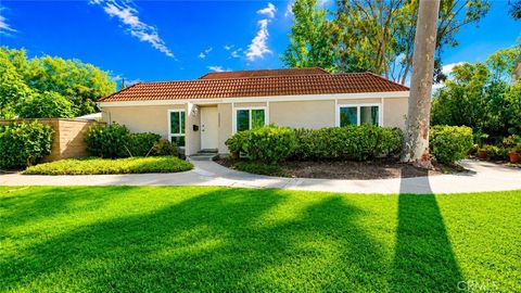 Photo of 22045 Lakeland AVE, Lake Forest, CA 92630 (MLS # CV26103276)