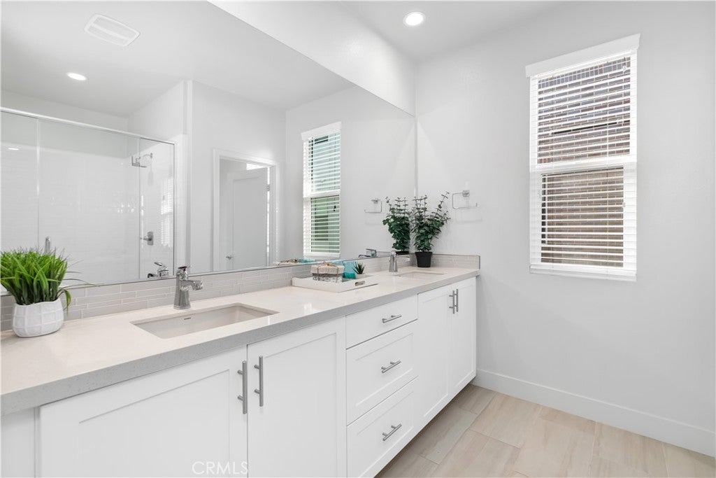 121 Novel, Irvine CA 92618 - Photo 29