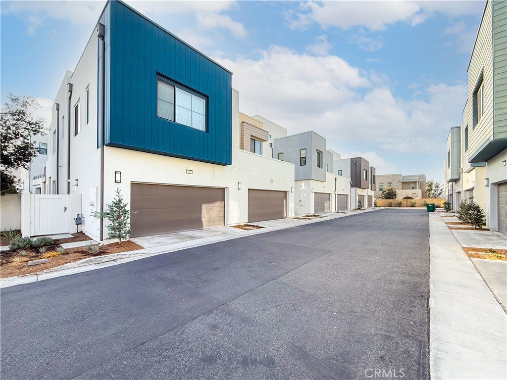 121 Novel, Irvine CA 92618 - Photo 36