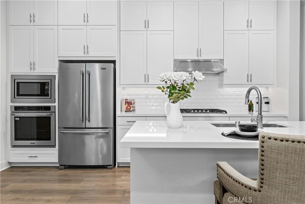 121 Novel, Irvine CA 92618 - Photo 9