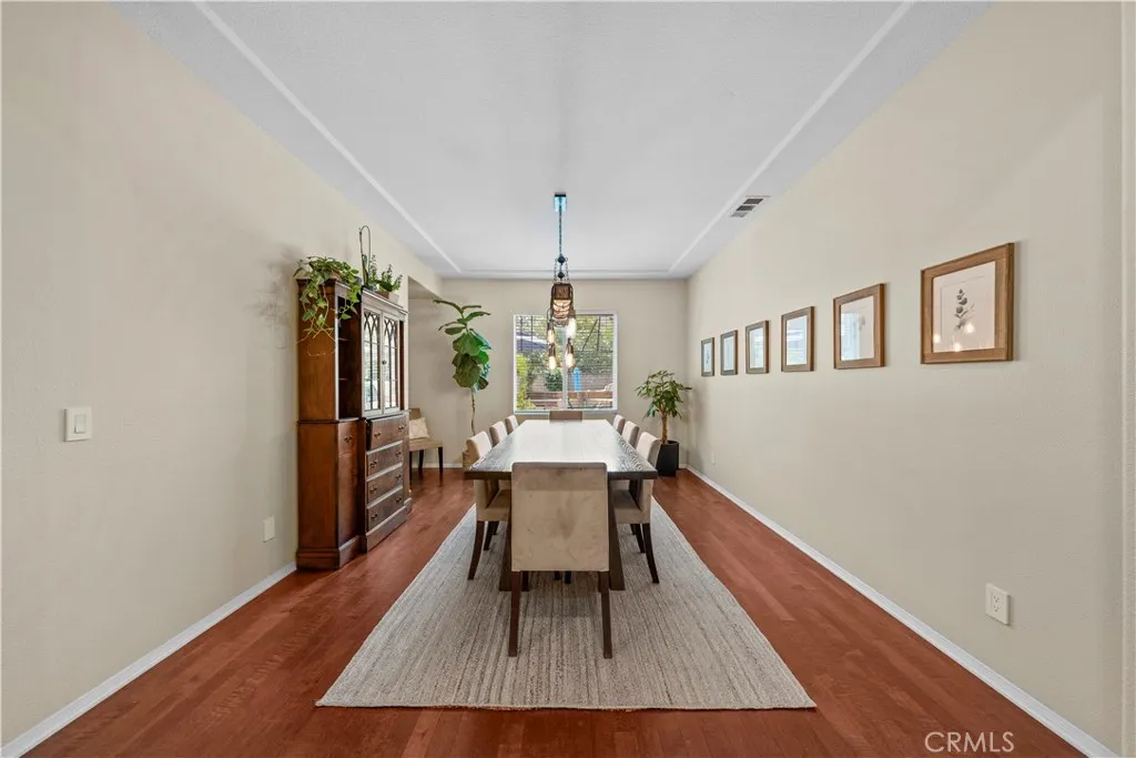 Temecula, California 92592, United States, 4 Bedrooms Bedrooms, ,3 BathroomsBathrooms,Residential,Active,173595