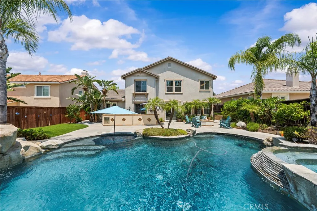 Temecula, California 92592, United States, 4 Bedrooms Bedrooms, ,3 BathroomsBathrooms,Residential,Active,173595