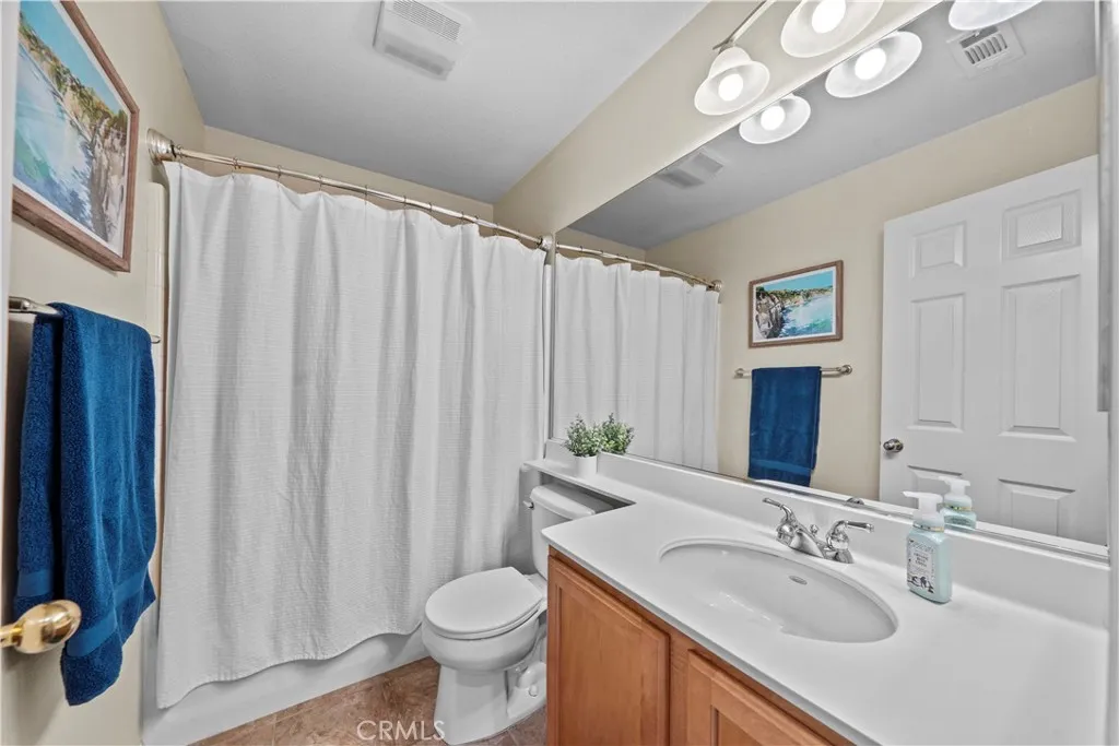 Temecula, California 92592, United States, 4 Bedrooms Bedrooms, ,3 BathroomsBathrooms,Residential,Active,173595