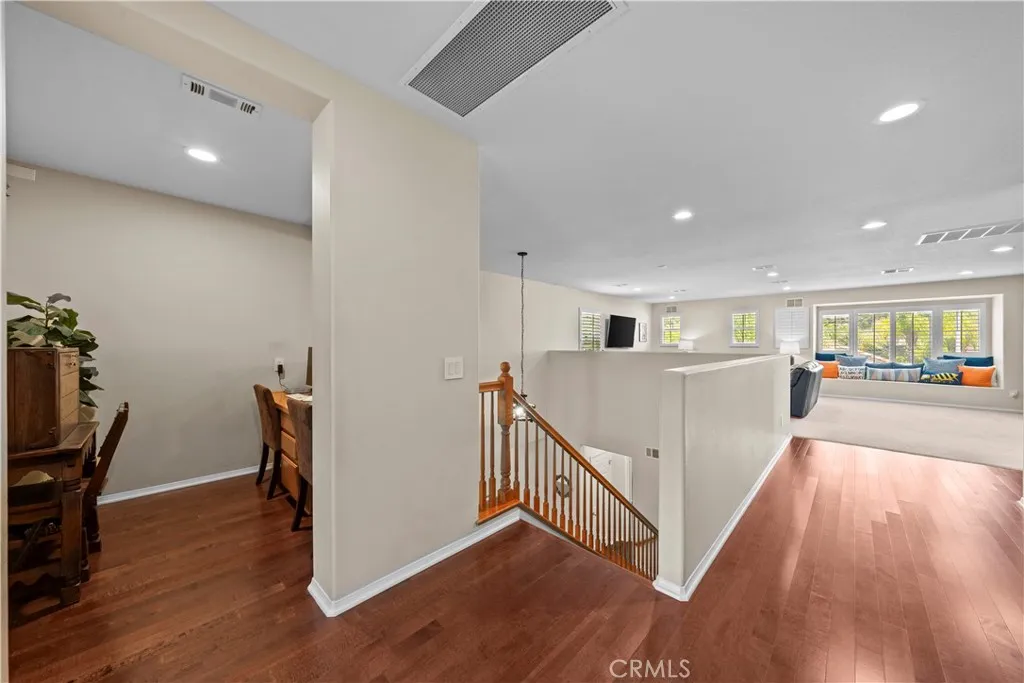 Temecula, California 92592, United States, 4 Bedrooms Bedrooms, ,3 BathroomsBathrooms,Residential,Active,173595