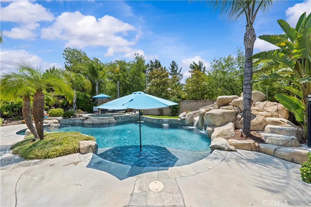 Temecula, California 92592, United States, 4 Bedrooms Bedrooms, ,3 BathroomsBathrooms,Residential,Active,173595