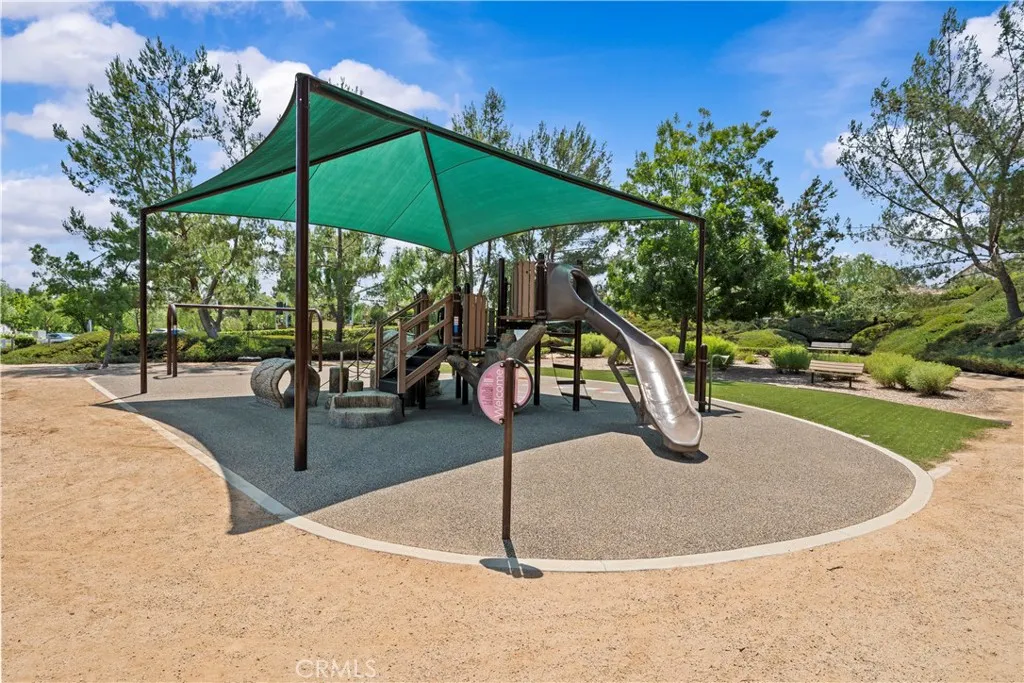 Temecula, California 92592, United States, 4 Bedrooms Bedrooms, ,3 BathroomsBathrooms,Residential,Active,173595