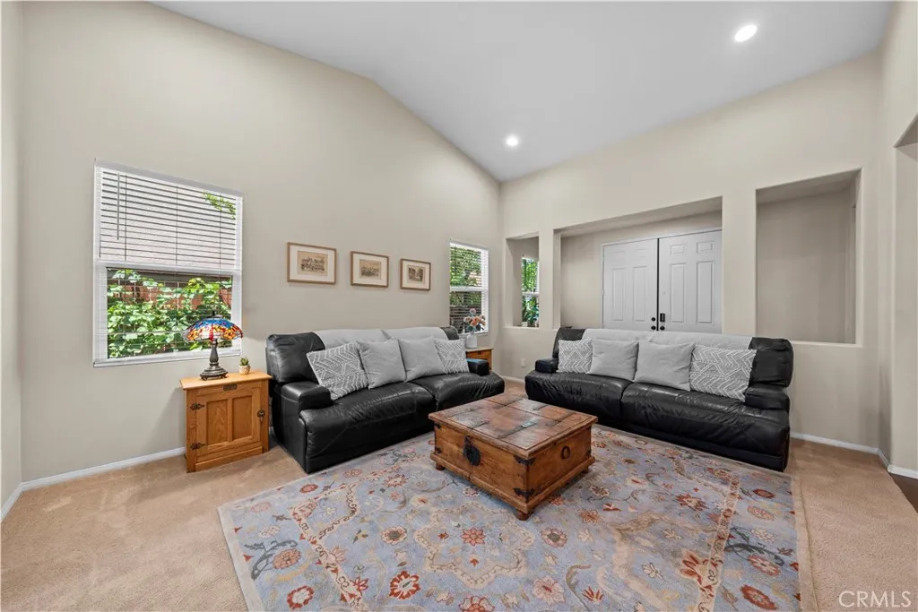 Temecula, California 92592, United States, 4 Bedrooms Bedrooms, ,3 BathroomsBathrooms,Residential,Active,173595