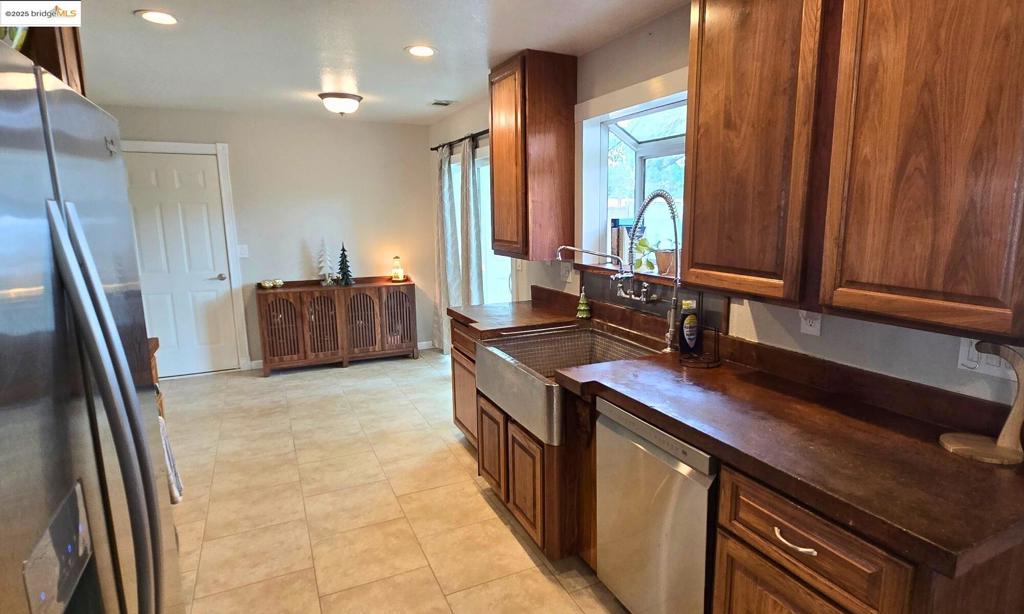 WALNUT ESTATES I - Residential