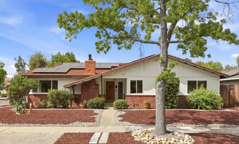 Photo of 1531 Willowmont Avenue, San Jose, CA 95118 (MLS # ML82058281)