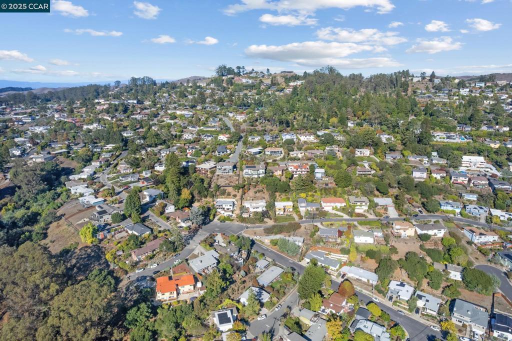 ARLINGTON ESTATE - Residential