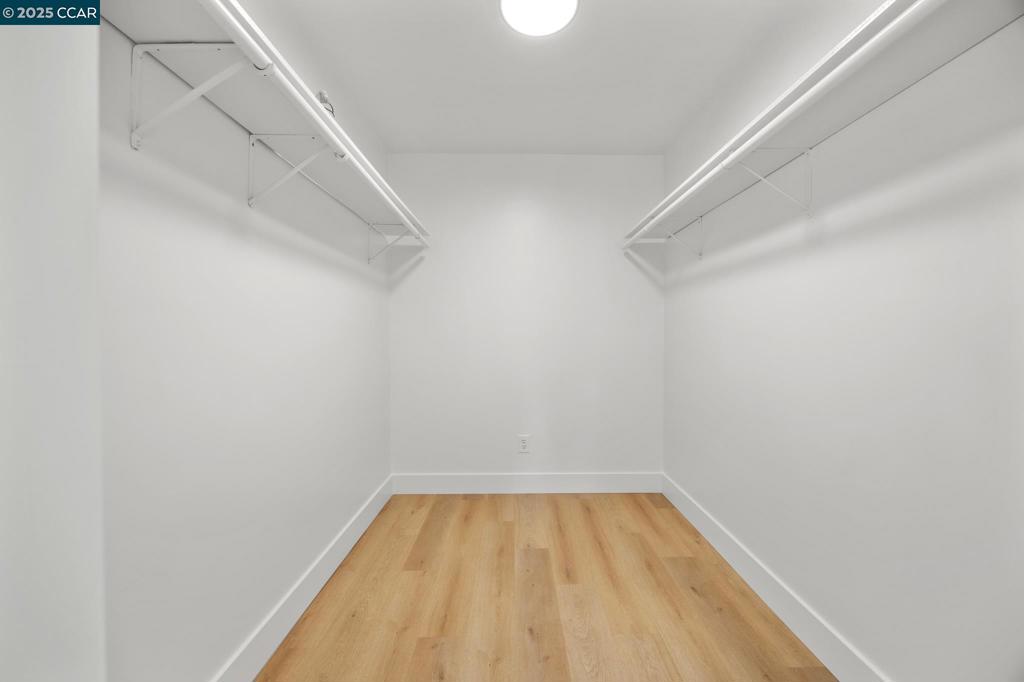 ARLINGTON ESTATE - Residential