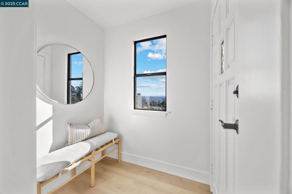 ARLINGTON ESTATE - Residential