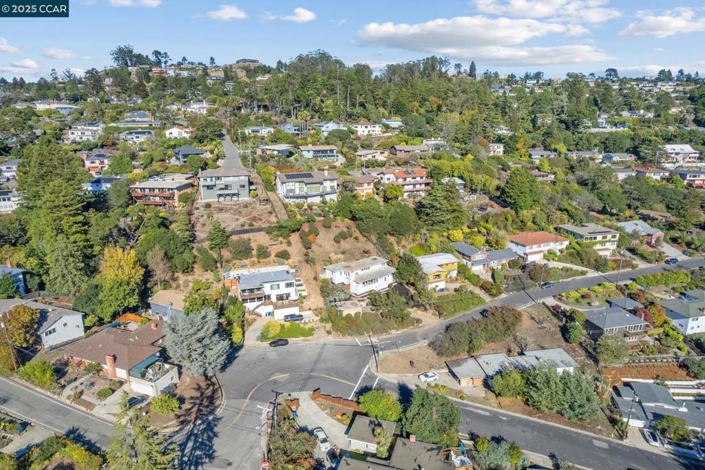 ARLINGTON ESTATE - Residential