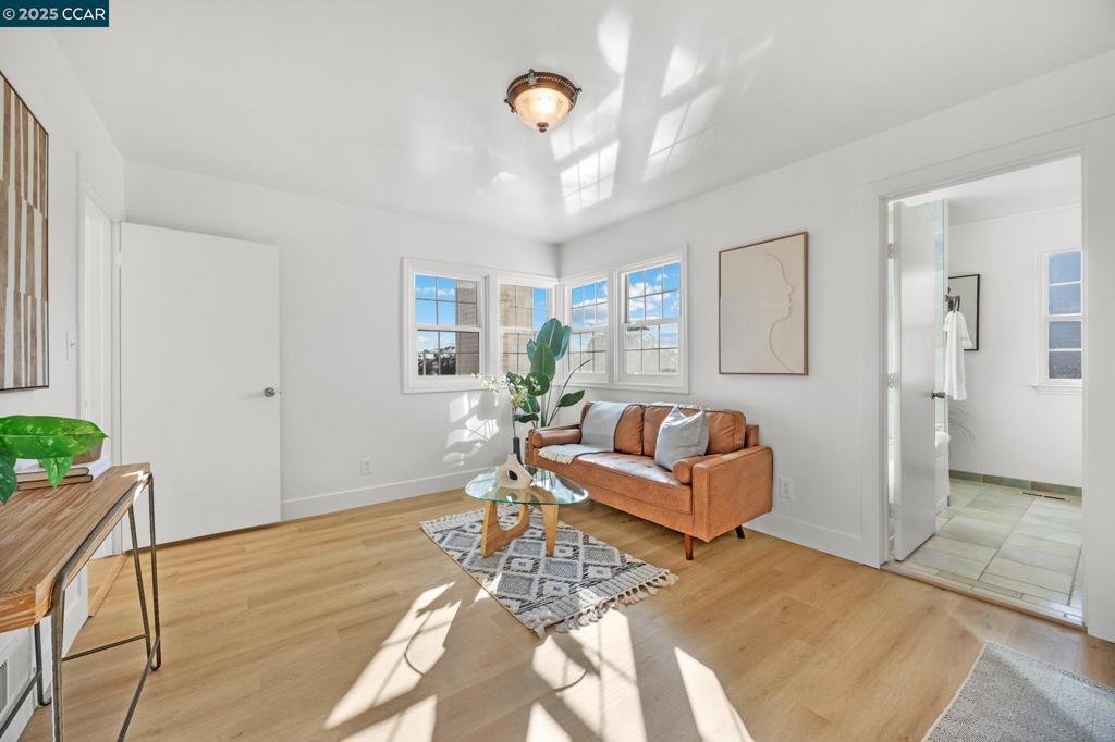 ARLINGTON ESTATE - Residential