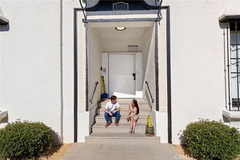 Photo of 1827 E 4th Street #7, Long Beach, CA 90802 (MLS # PW26023451)