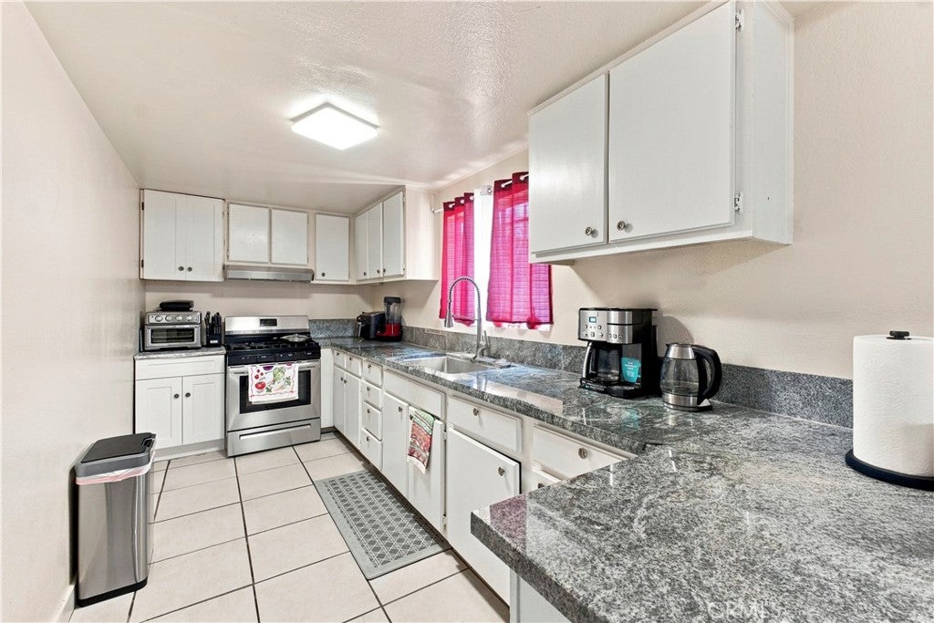17317 Marygold