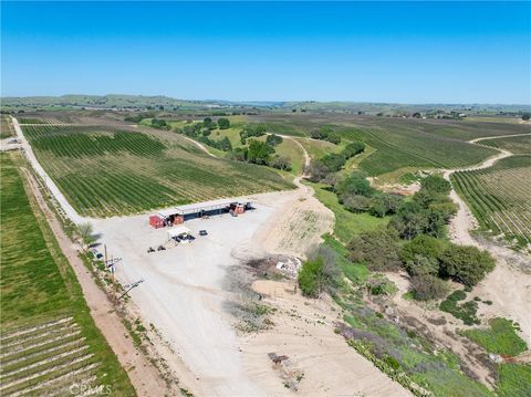 Tiny photo for 7310 Estrella Road, San Miguel, CA 93451 (MLS # NS26074522)