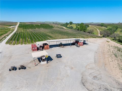 Tiny photo for 7310 Estrella Road, San Miguel, CA 93451 (MLS # NS26074522)