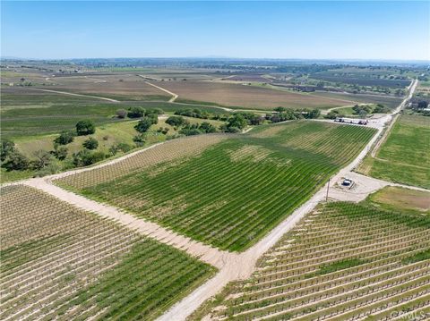 Tiny photo for 7310 Estrella Road, San Miguel, CA 93451 (MLS # NS26074522)