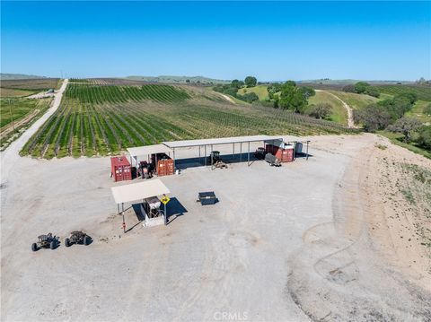 Tiny photo for 7310 Estrella Road, San Miguel, CA 93451 (MLS # NS26074522)