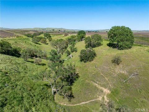 Tiny photo for 7310 Estrella Road, San Miguel, CA 93451 (MLS # NS26074522)