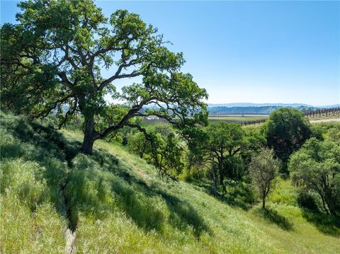 Tiny photo for 7310 Estrella Road, San Miguel, CA 93451 (MLS # NS26074522)