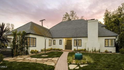 Photo of 1535 Ontario Avenue, Pasadena, CA 91103 (MLS # P1-26227)