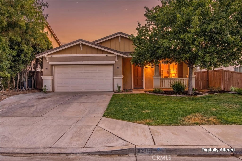 1295 Iris Trail