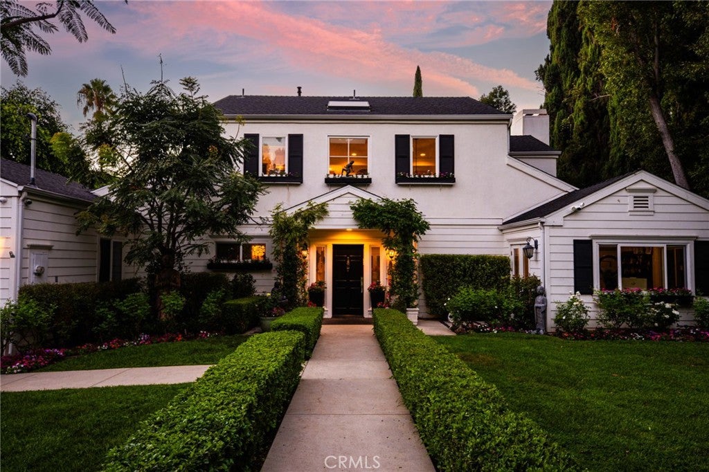 14647 Valley Vista Boulevard