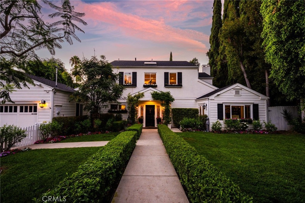 14647 Valley Vista Boulevard