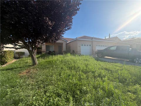 Photo of 13997 Dahlia Drive, Victorville, CA 92392 (MLS # CV26187245)