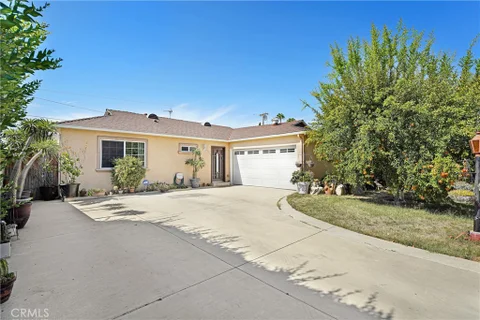 MLS: SR26178175
