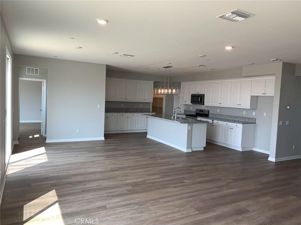 7453 Grazing Lane