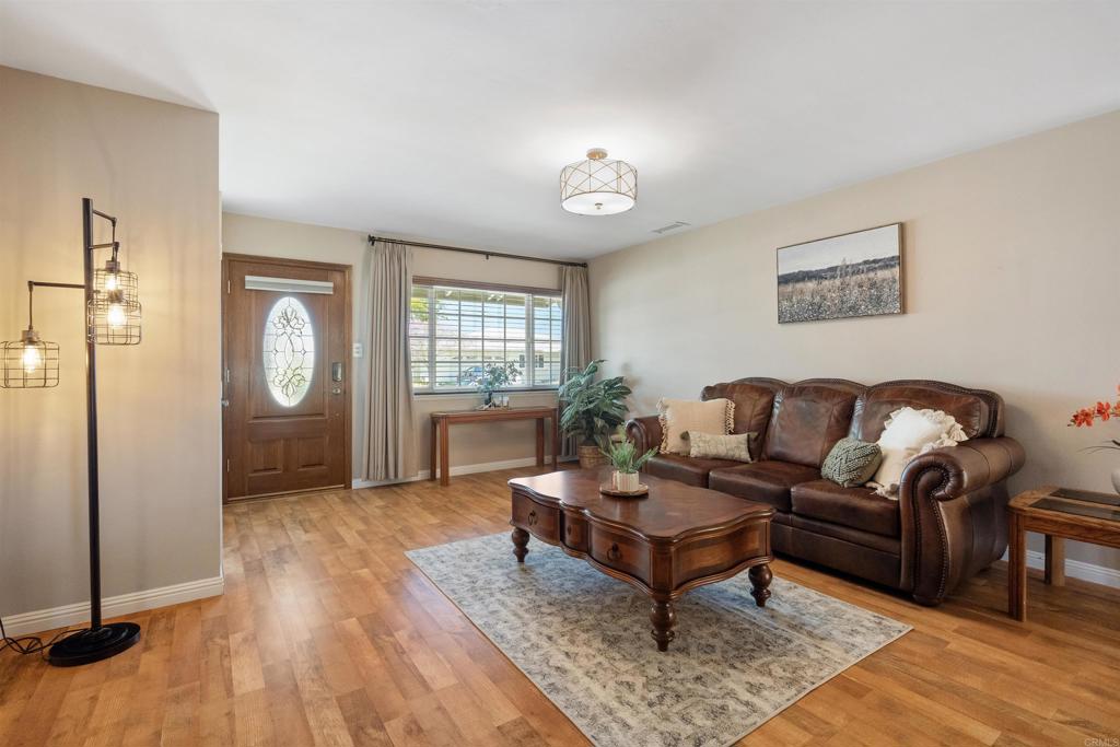 2250 Crestline Drive