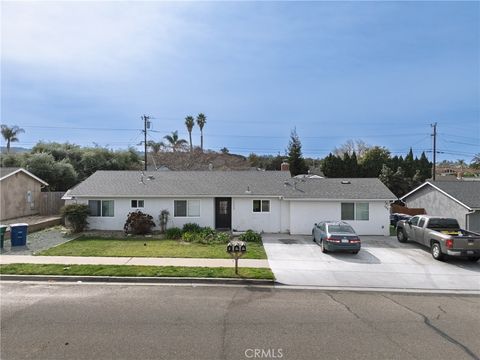 Photo of 1172 E Rice Ranch Road #101, 102, Santa Maria, CA 93455 (MLS # PI26037526)