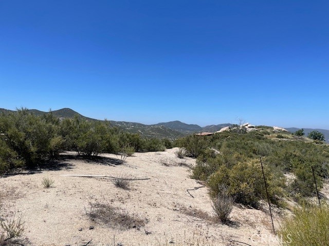 Beautiful land close to modern conveniences, schools, shopping, and recreational areas, yet far enough to have privacy and space. Serene, in an established neighborhood of Barstow, California. Enjoy the tranquility away of desert living, with 0.60 acres you have plenty of space to build you custom home! Fantastic investment opportunity in a growing area of Barstow.