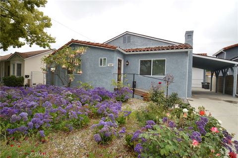 Photo of 1443 N Evergreen Street, Burbank, CA 91505 (MLS # BB26098517)